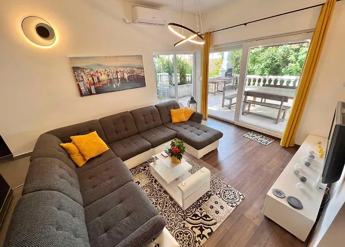 In 41209 * 茨里克韦尼察