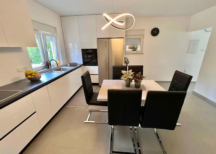 In 41209 公寓 茨里克韦尼察